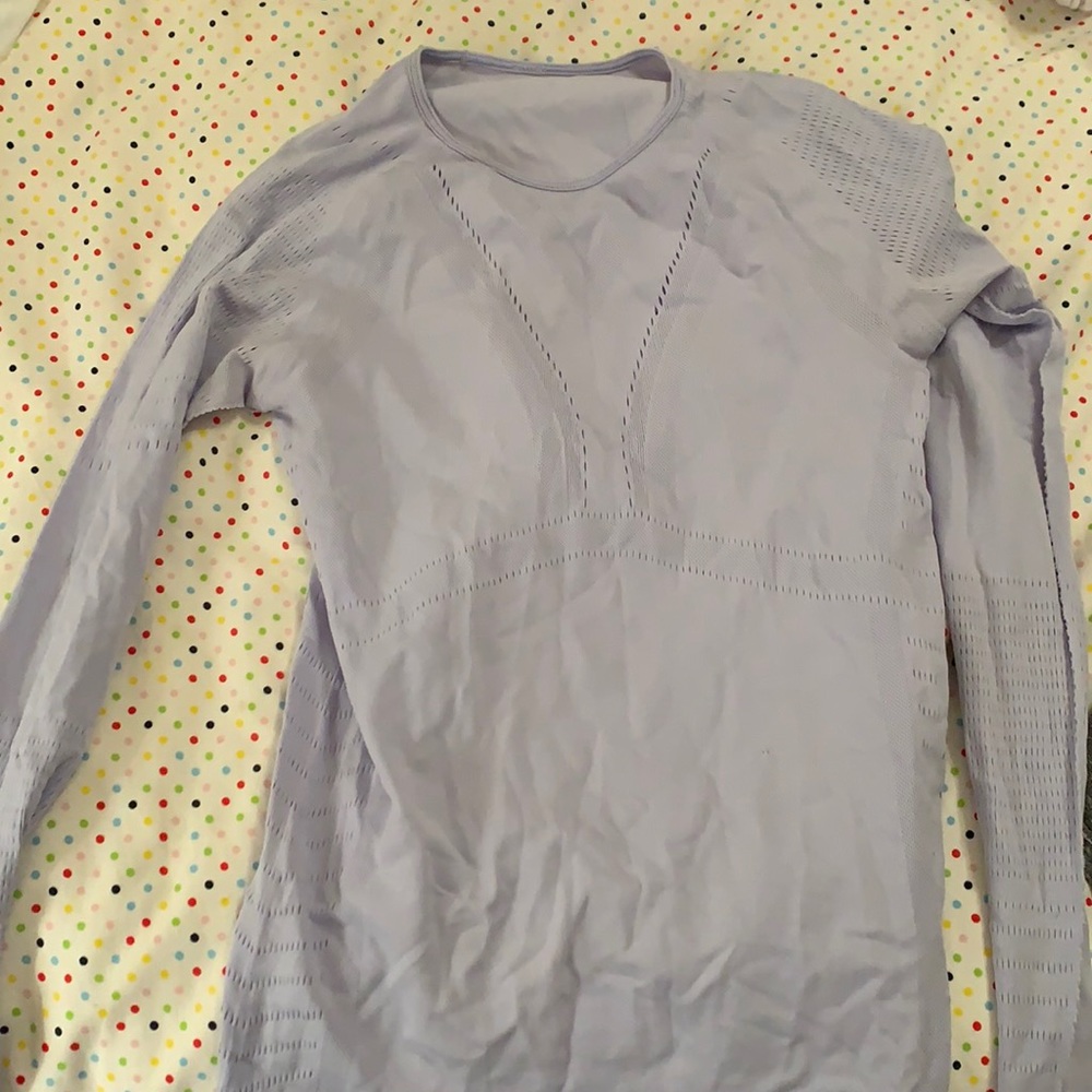 long sleeve lululemon top!